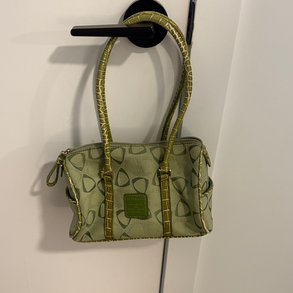 Green Patterned Handbag - Picture 1 of 4